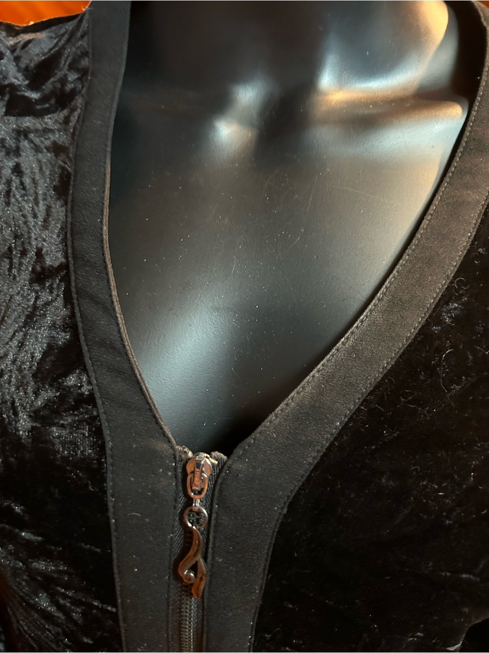 Vintage Black Crushed Velvet V-Neck Long Sleeve Top - Picture 5 of 6